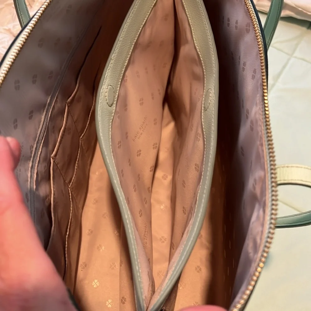 Kate spade tote - Picture 5 of 10